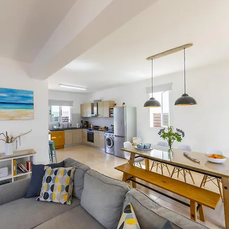 The Ultimate Guide To Renting Your Luxury 3 Bedroom Near The Beach, 1478 Villa