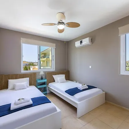 The Ultimate Guide To Renting Your Luxury 3 Bedroom Near The Beach, 1478 *