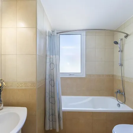 Villa The Ultimate Guide To Renting Your Luxury 3 Bedroom Near The Beach, 1478 Protaras